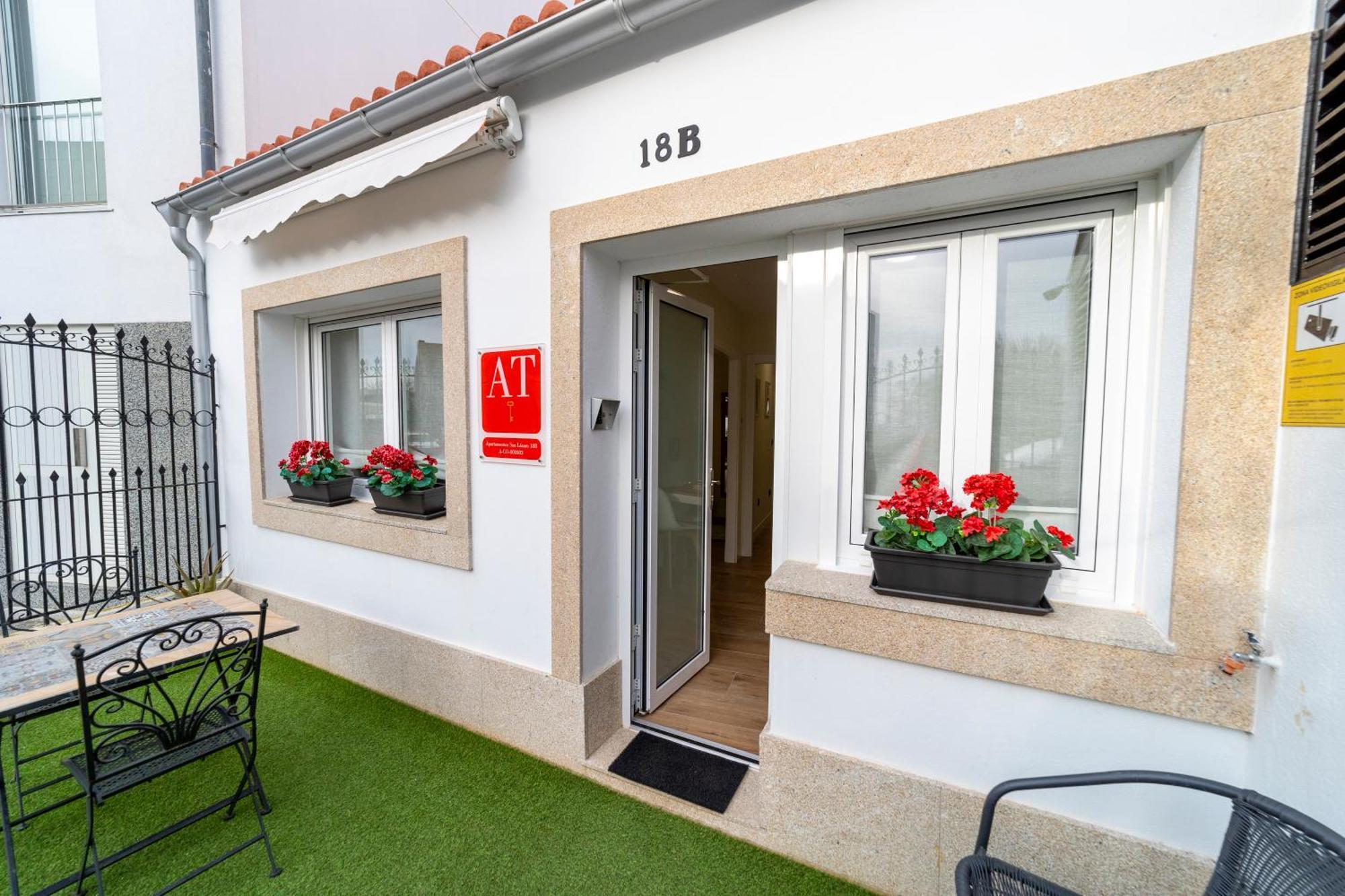 Apartamentos San Lazaro Сантьяго-де-Компостела Екстер'єр фото