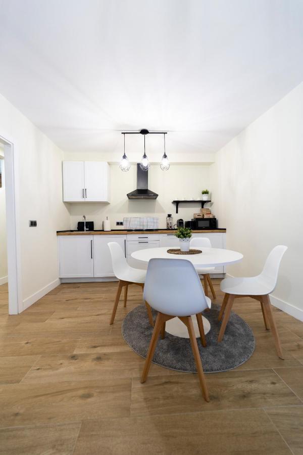 Apartamentos San Lazaro Сантьяго-де-Компостела Екстер'єр фото