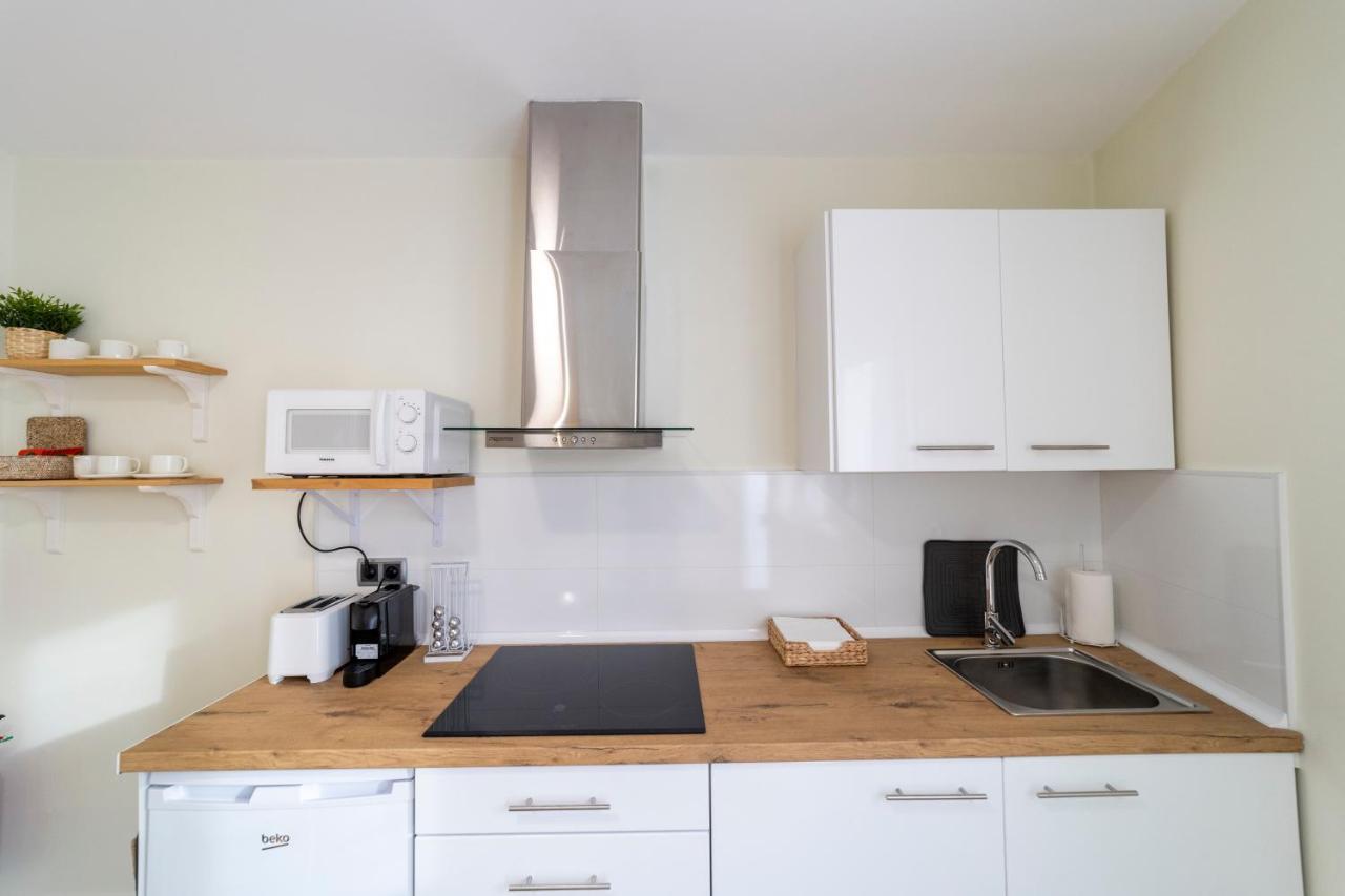 Apartamentos San Lazaro Сантьяго-де-Компостела Екстер'єр фото