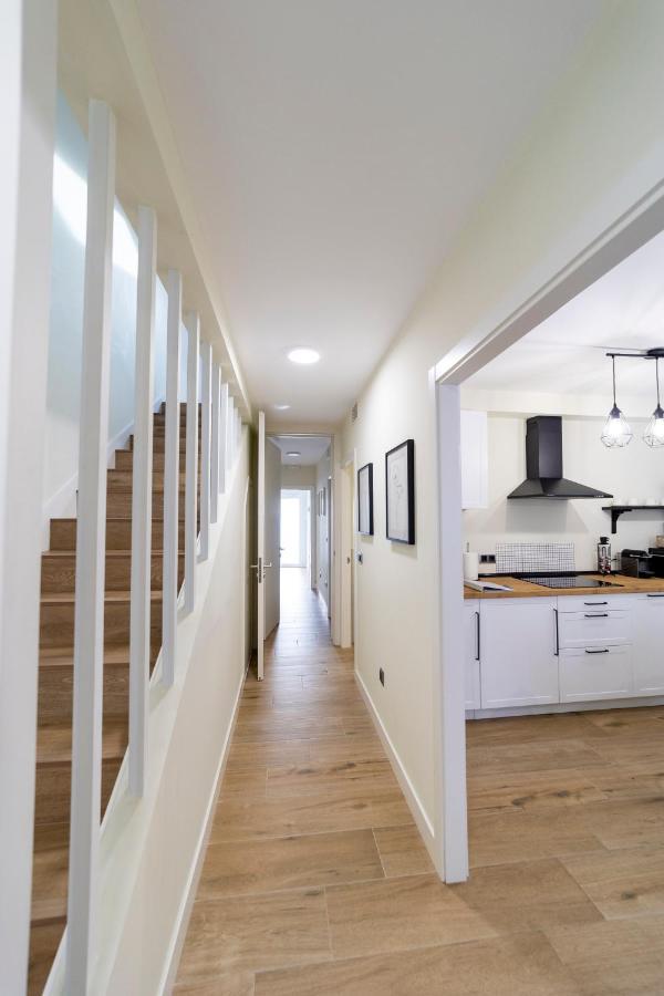 Apartamentos San Lazaro Сантьяго-де-Компостела Екстер'єр фото
